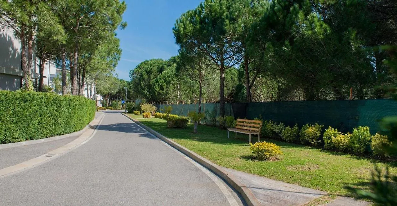 Primavera Lalez Albania