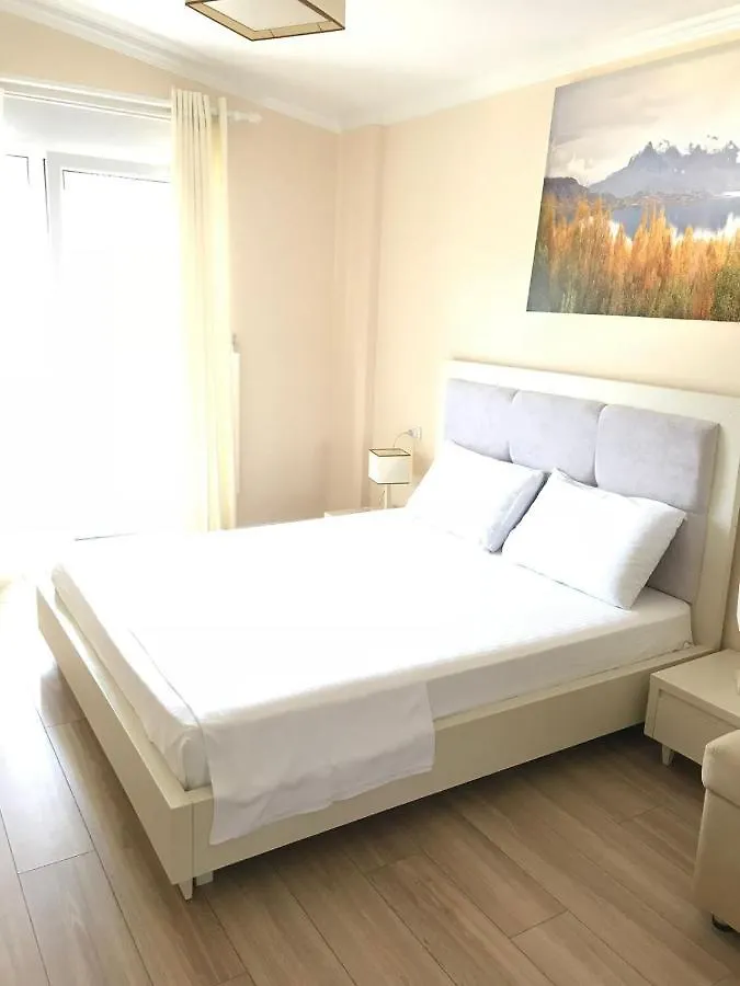 Primavera Lalez Bed & Breakfast