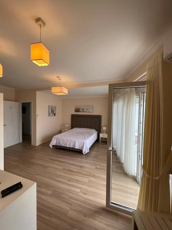 Primavera Lalez Bed & Breakfast